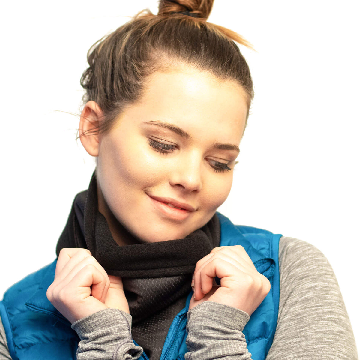 Women wearing black & black Polartec fleecy neck gaiter